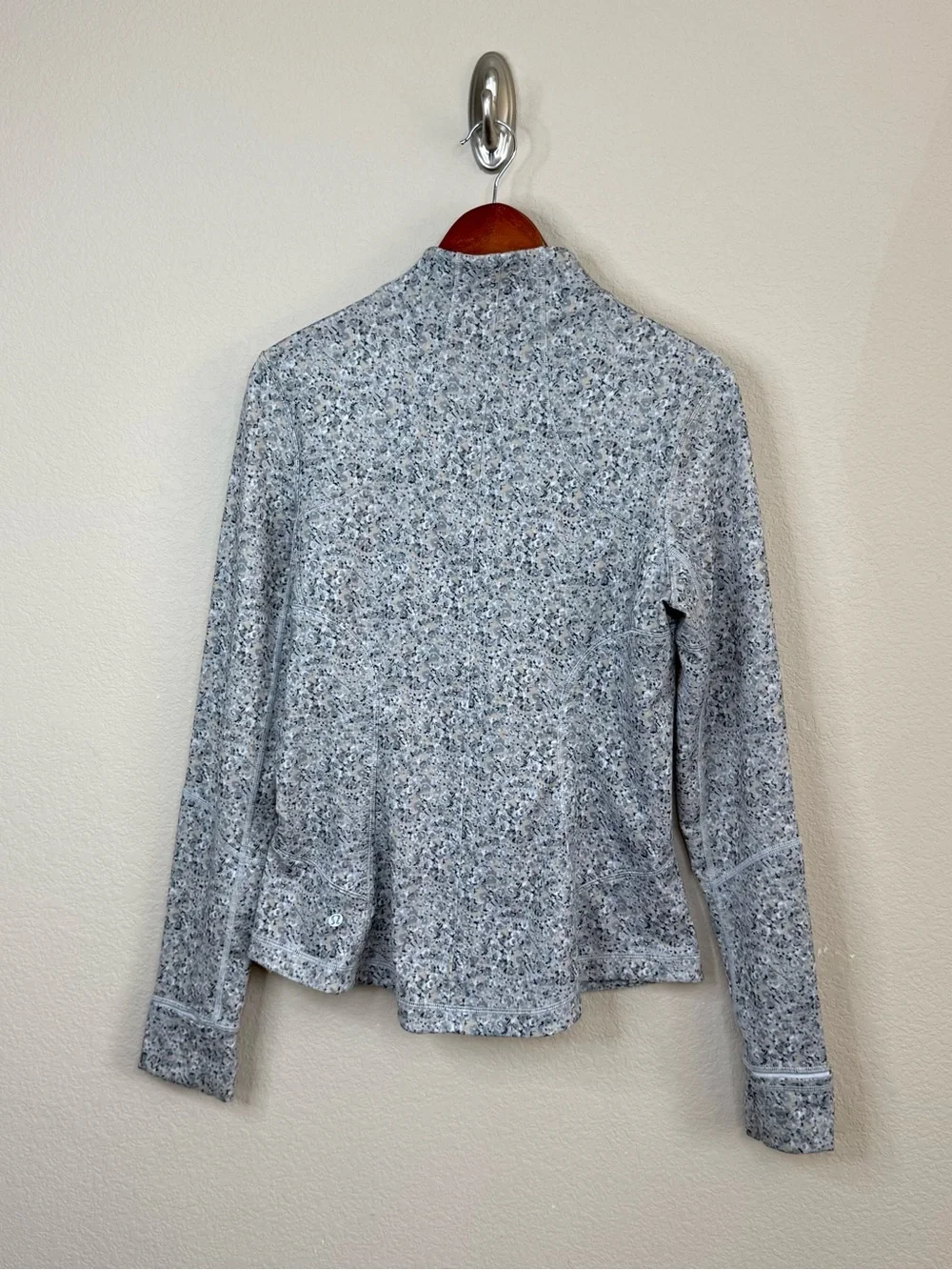 LULULEMON Forme Jacket Yoga Cuffins Petite Fleur Silver Spoon Gray Women’s Sz 10